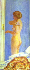 Nu au couvre-pieds