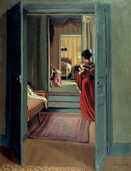 Intérieur avec femme en rouge de dos